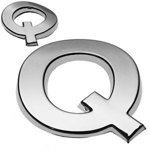 Q, 3D Chrombuchstabe